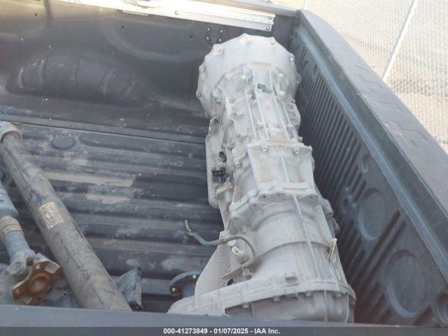1N6BA1F42KN528969 Nissan Titan Xd Sl Diesel