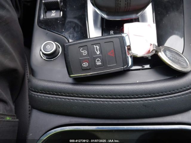 2021 JAGUAR E-PACE SADFP2FX8M1019678 Photo 10