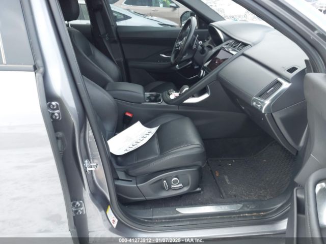 2021 JAGUAR E-PACE SADFP2FX8M1019678 Photo 4