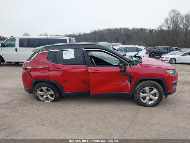 Jeep Compass Latitude 4x4 2018 3C4NJDBB4JT103533 Image 12