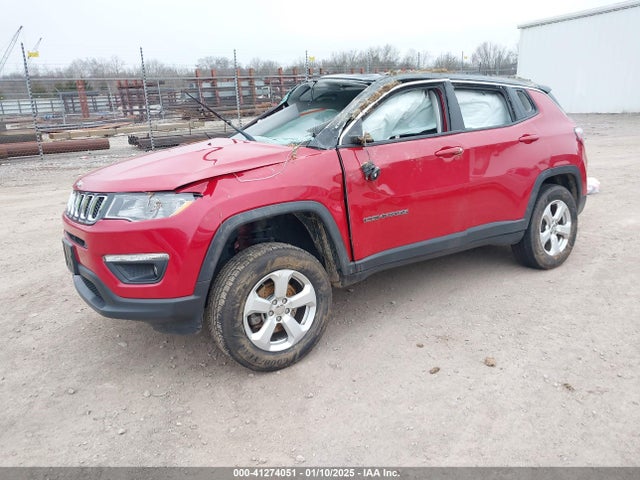 Jeep Compass Latitude 4x4 2018 3C4NJDBB4JT103533 Image 2