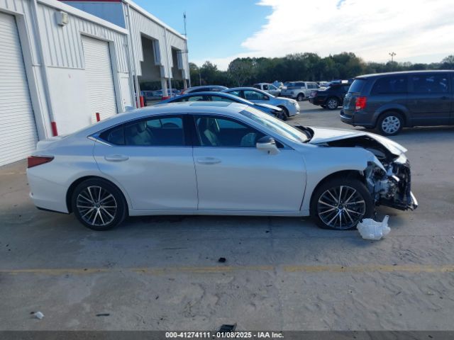 58ADZ1B18RU164688 Lexus ES 350