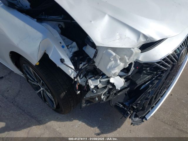 58ADZ1B18RU164688 Lexus ES 350
