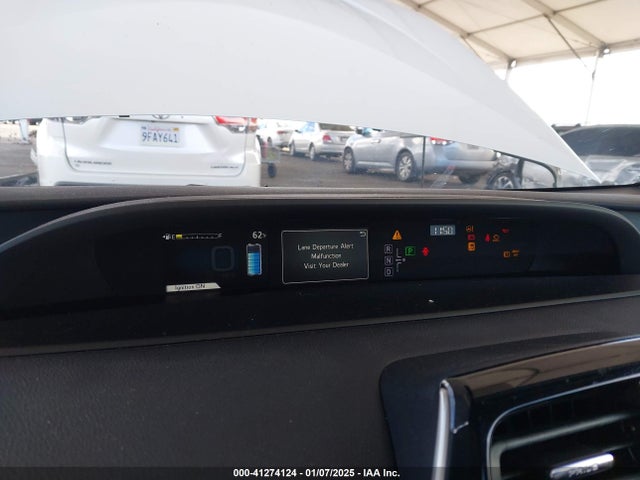 Toyota Prius Two 2017 JTDKBRFU4H3032283 Image 7