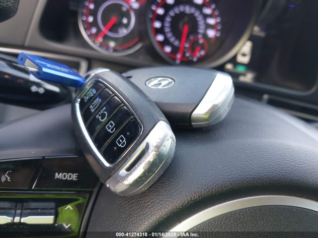 KMHLM4AG3MU107316 Hyundai ELANTRA SEL