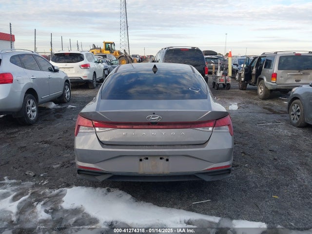 KMHLM4AG3MU107316 Hyundai ELANTRA SEL