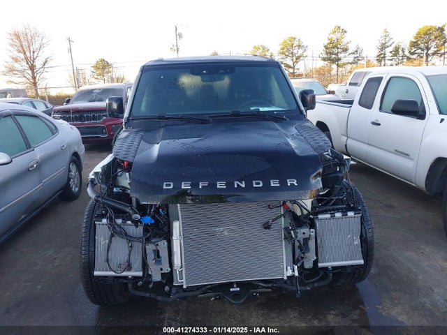 SALEXFEU8R2352205 Land Rover Defender 130 P400 X