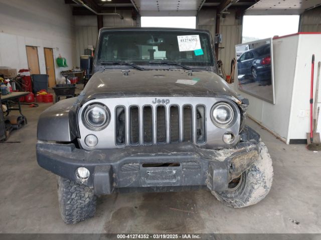 1C4BJWEG8HL638067 Jeep Wrangler Unlimited Winter 4x4