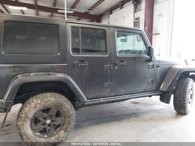 1C4BJWEG8HL638067 Jeep Wrangler Unlimited Winter 4x4
