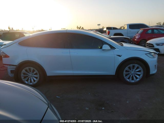 5YJXCAE28JF112697 Tesla Model X 100d/75d/p100d