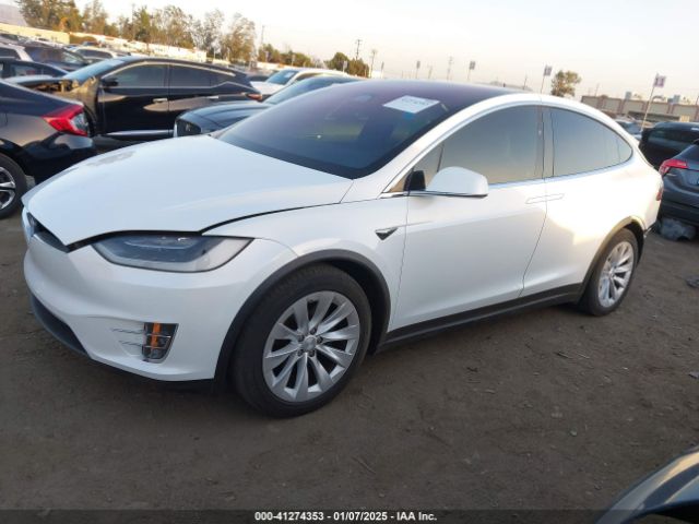 5YJXCAE28JF112697 Tesla Model X 100d/75d/p100d