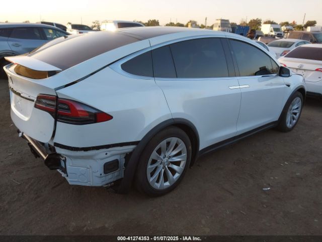 5YJXCAE28JF112697 Tesla Model X 100d/75d/p100d