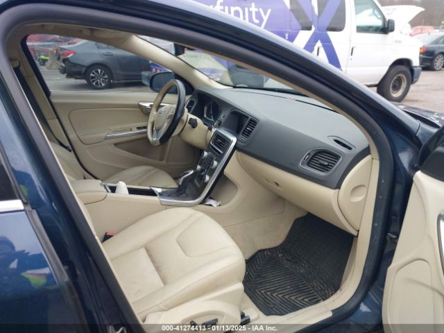 YV1612TK3F2356790 Volvo S60 T5 Premier