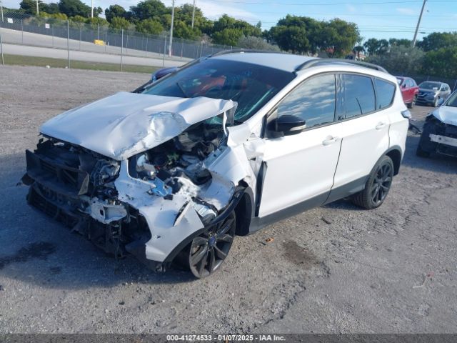 1FMCU0J9XHUB85995 Ford Escape Titanium