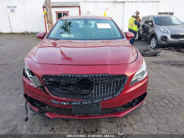 1G4ZN5SZ2JU110670 Buick Lacrosse Preferred