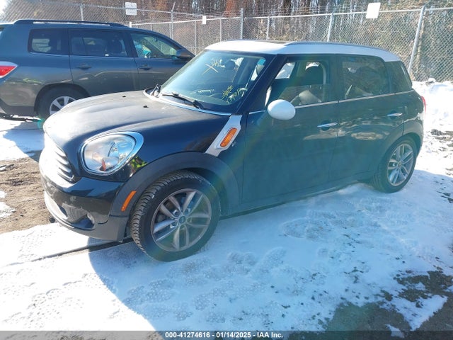 2013 MINI COUNTRYMAN WMWZB3C58DWM09700 Photo 1