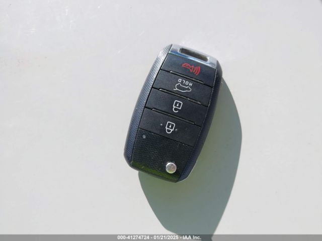 5XYPG4A35JG425106 KIA Sorento 2.4l Lx