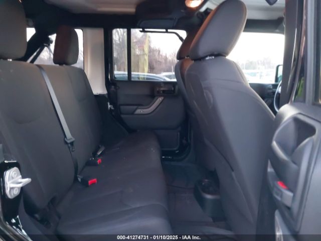 1C4BJWDG3HL574019 Jeep Wrangler Unlimited Sport 4x4