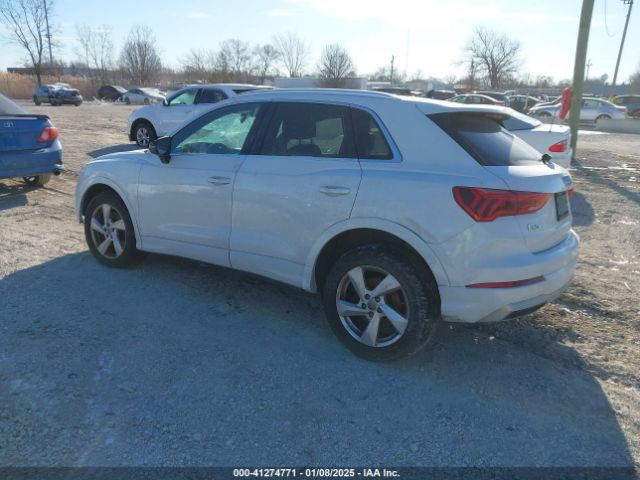 2019 AUDI Q3 WA1AECF34K1078362 Photo 2