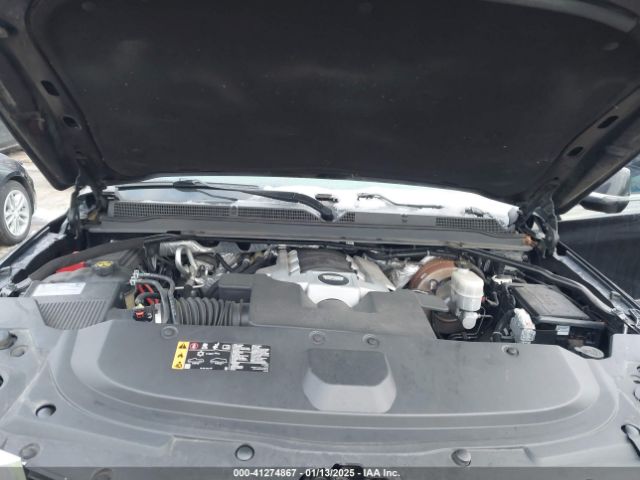 1GYS4CKJ8HR352622 Cadillac Escalade Premium Luxury