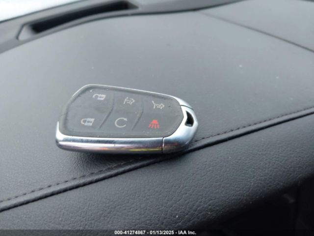 1GYS4CKJ8HR352622 Cadillac Escalade Premium Luxury
