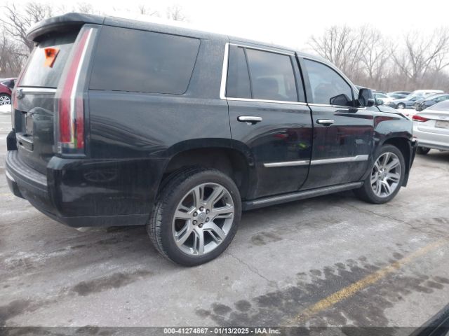 1GYS4CKJ8HR352622 Cadillac Escalade Premium Luxury