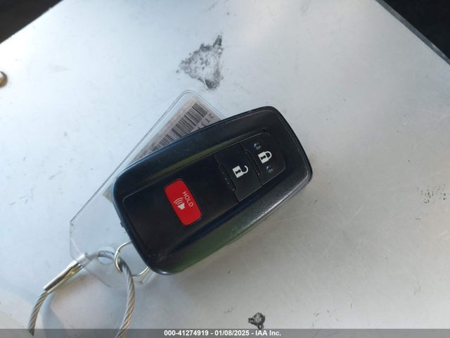 2T3W1RFVXPW285715 Toyota Rav4 Xle