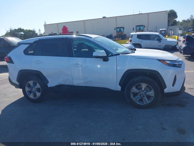 Toyota Rav4 Xle 2023 2T3W1RFVXPW285715 Image 13