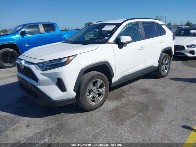 2T3W1RFVXPW285715 Toyota Rav4 Xle