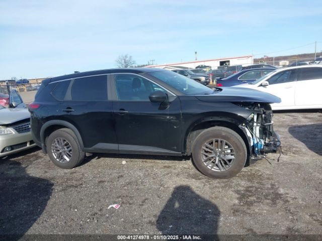 5N1BT3AB5PC936914 Nissan Rogue S Intelligent Awd