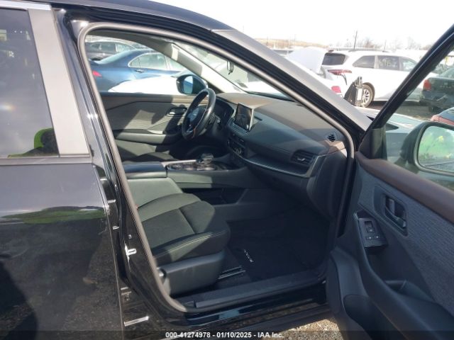 5N1BT3AB5PC936914 Nissan Rogue S Intelligent Awd