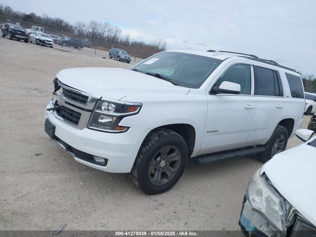 Chevrolet Tahoe Lt 2017 1GNSKBKC0HR114794 Image 2