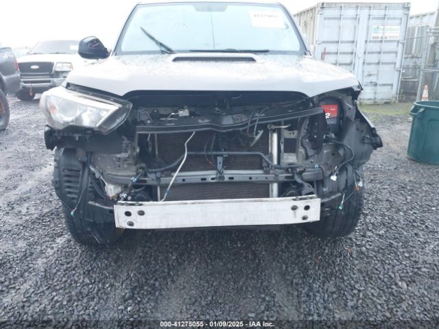 2018 TOYOTA 4RUNNER JTEBU5JR6J5520694 Photo 5