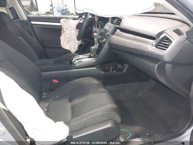 2HGFC2F69KH562696 Honda Civic Lx
