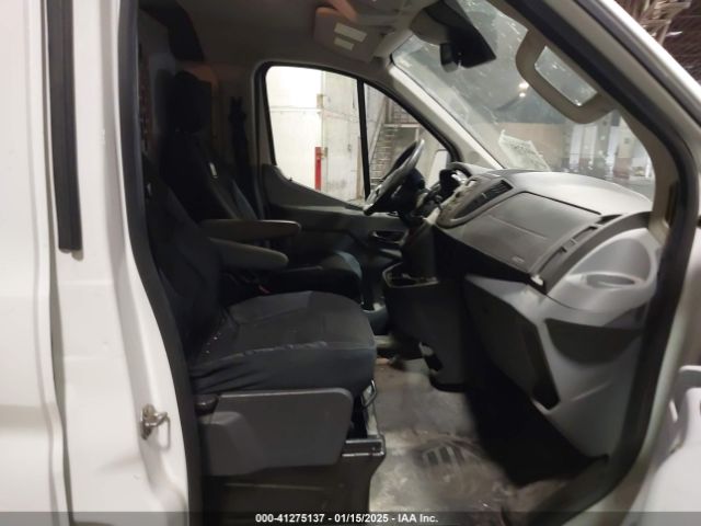 1FTYE1YM7GKA17636 Ford Transit-150