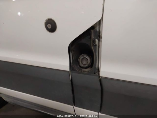 1FTYE1YM7GKA17636 Ford Transit-150