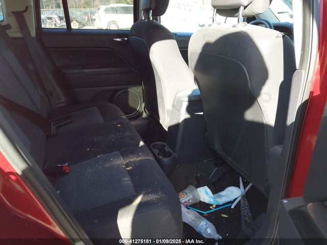 1C4NJCBA0GD621641 Jeep Compass Sport