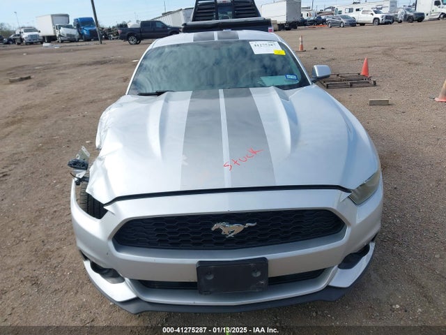 Ford Mustang V6 2016 1FA6P8AMXG5241900 Image 12
