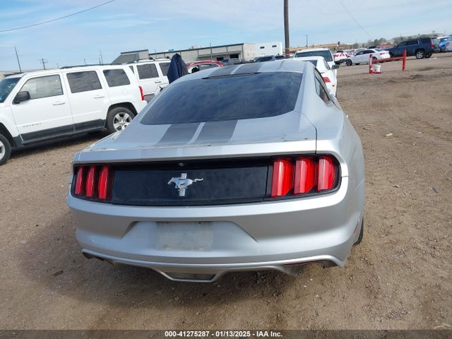 Ford Mustang V6 2016 1FA6P8AMXG5241900 Image 16