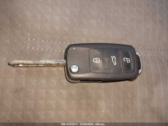 3VW167AJ9HM227650 Volkswagen Jetta 1.4t S