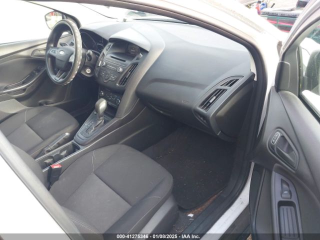 1FADP3E25FL315320 Ford FOCUS S