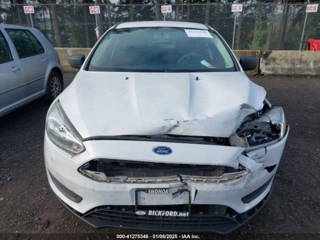 1FADP3E25FL315320 Ford FOCUS S