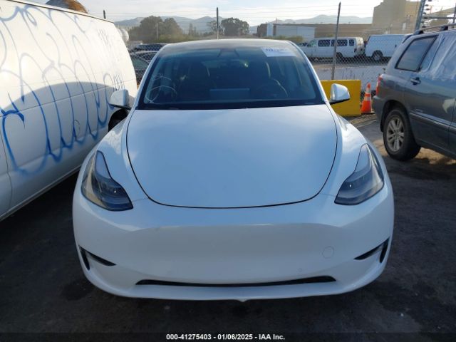 7SAYGDEF0NF493323 Tesla Model Y Performance Dual Motor All-wheel Drive