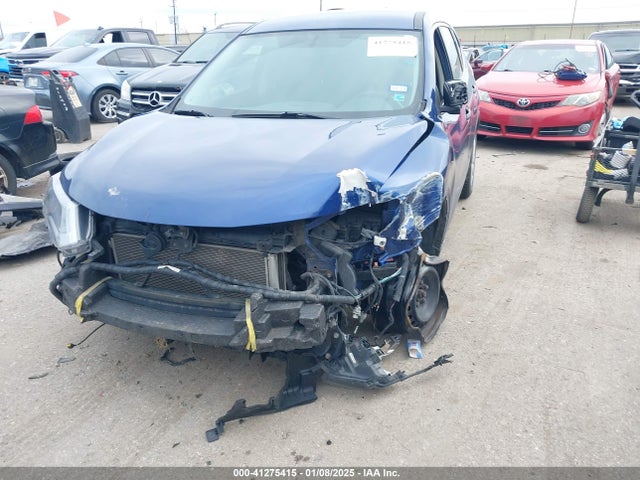 Nissan ROGUE S 2017 KNMAT2MT4HP533628 Image 2