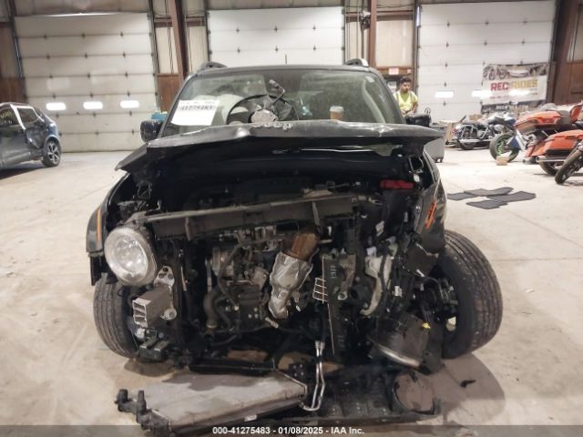 ZACNJDD15NPN81149 Jeep Renegade Limited 4x4