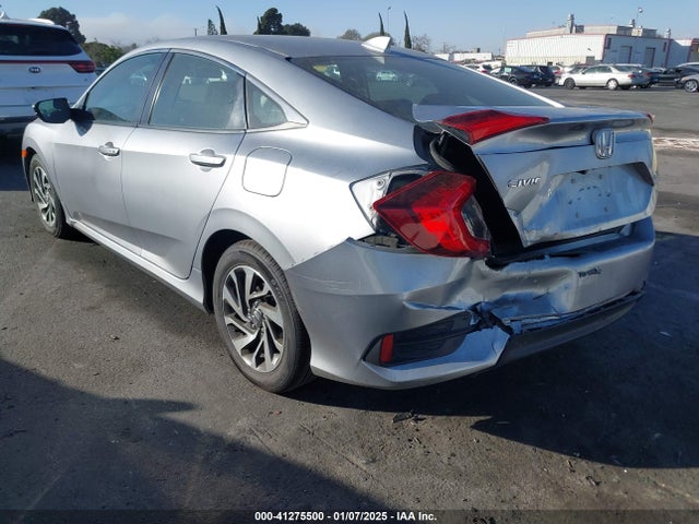 Honda k20c2 2018 19XFC2F71JE202470 Image 3