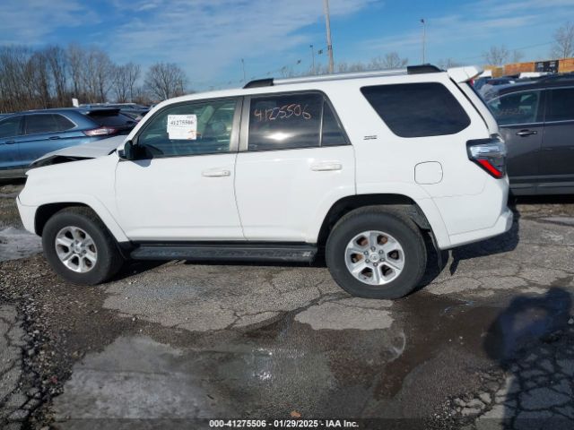 JTEBU5JR5K5734027 Toyota 4RUNNER SR5