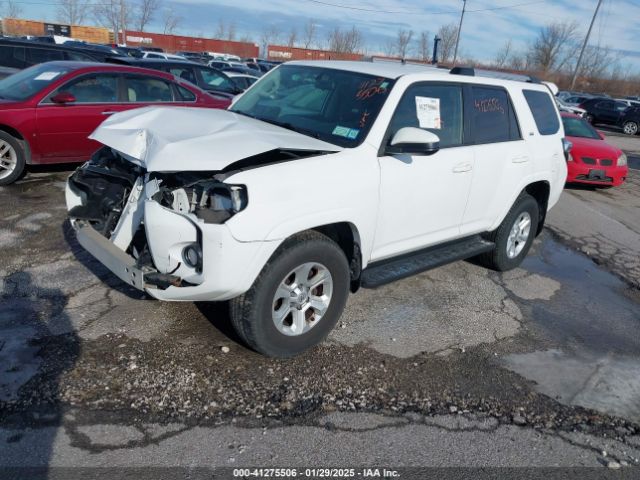 JTEBU5JR5K5734027 Toyota 4RUNNER SR5
