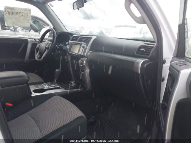 JTEBU5JR5K5734027 Toyota 4RUNNER SR5