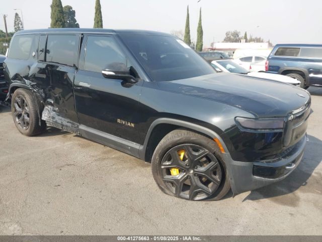 2023 RIVIAN R1S 7PDSGABA4PN028793
